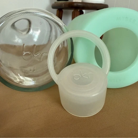 bkr Seafoam Green 1L Glass Bottle - Picture 5 of 5